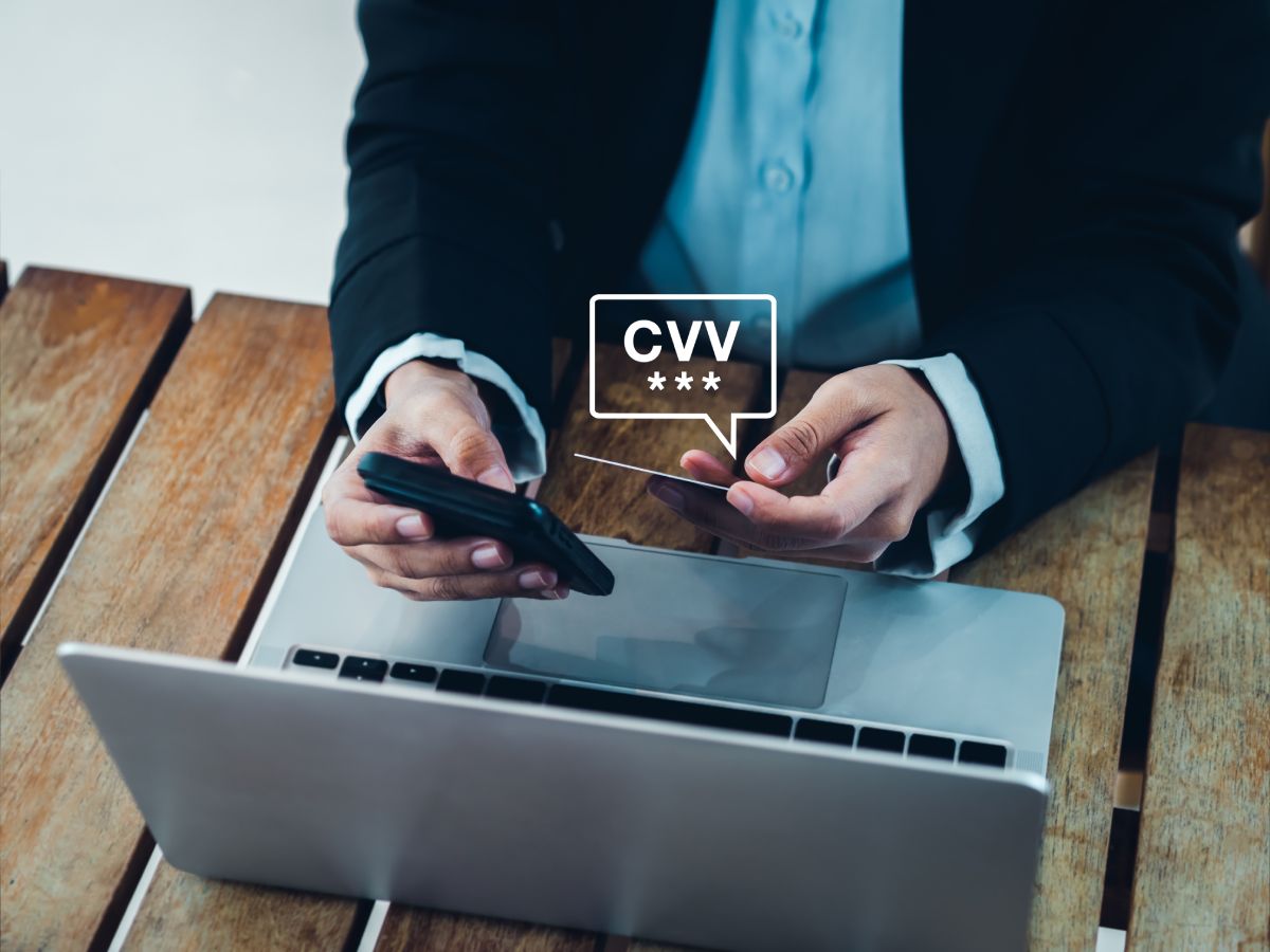 CVV Kodu Nedir? Online Alışverişlerde Nasıl Kullanılır?